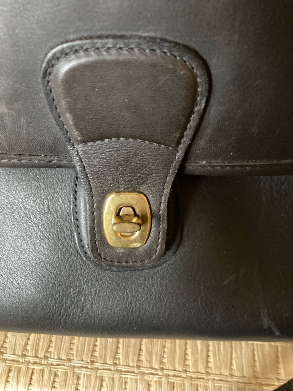 Coach Black Leather Beekman Briefcase with Brass Hardware - Picture 2 of 8